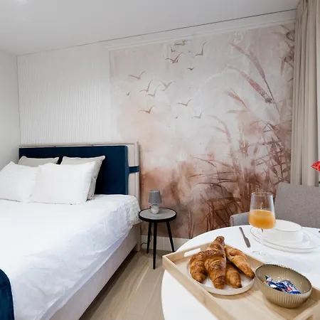 Treasure Cozy Heart Of - Self Check-in Апартаменты Рига